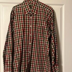J McLaughlin join men’s button down shirt. Size L
NWOT